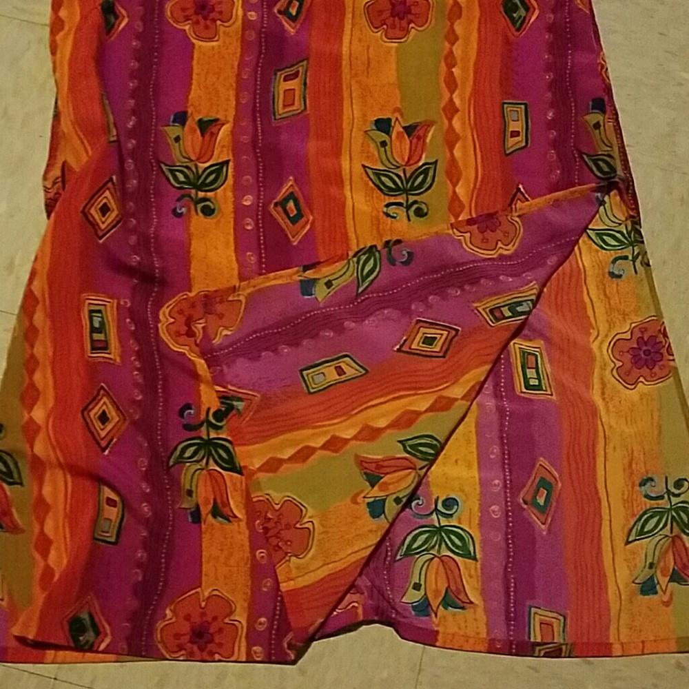 Dress - Picture 2 of 3